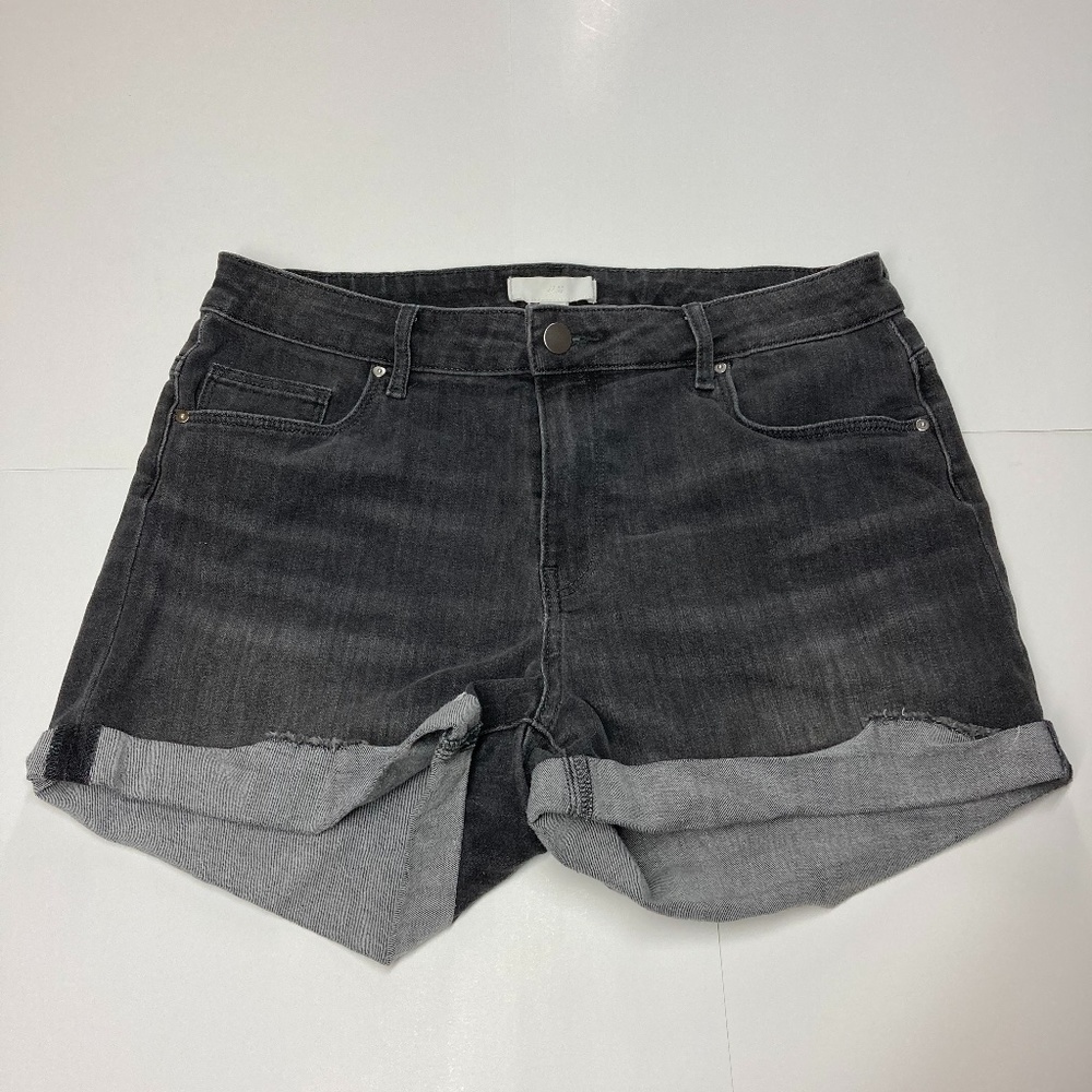 H&M: Dark Gray Shorts